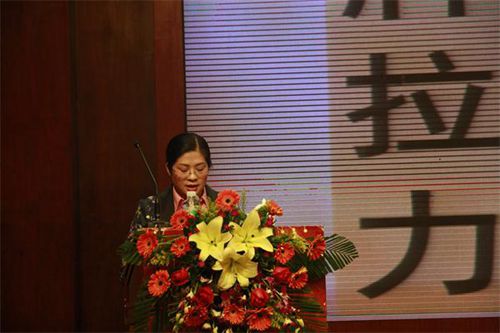 把握新機遇  共謀新發展——大將軍陶瓷2015年戰略合作伙伴峰會成功召開
(圖3)