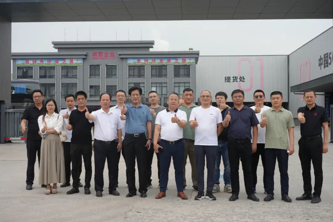 百億財(cái)富計(jì)劃丨大將軍瓷磚與多家工程運(yùn)營商達(dá)成戰(zhàn)略合作！(圖33)
